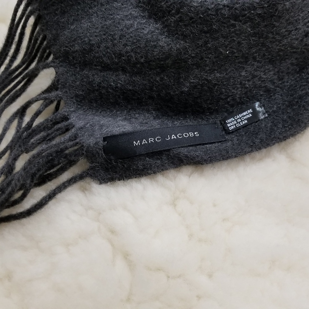 Marc Jacobs Cashmere Fringe Scarf - Picture 2 of 4